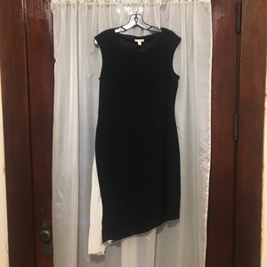 Black and white dress. Cato  large. Asymmetrical